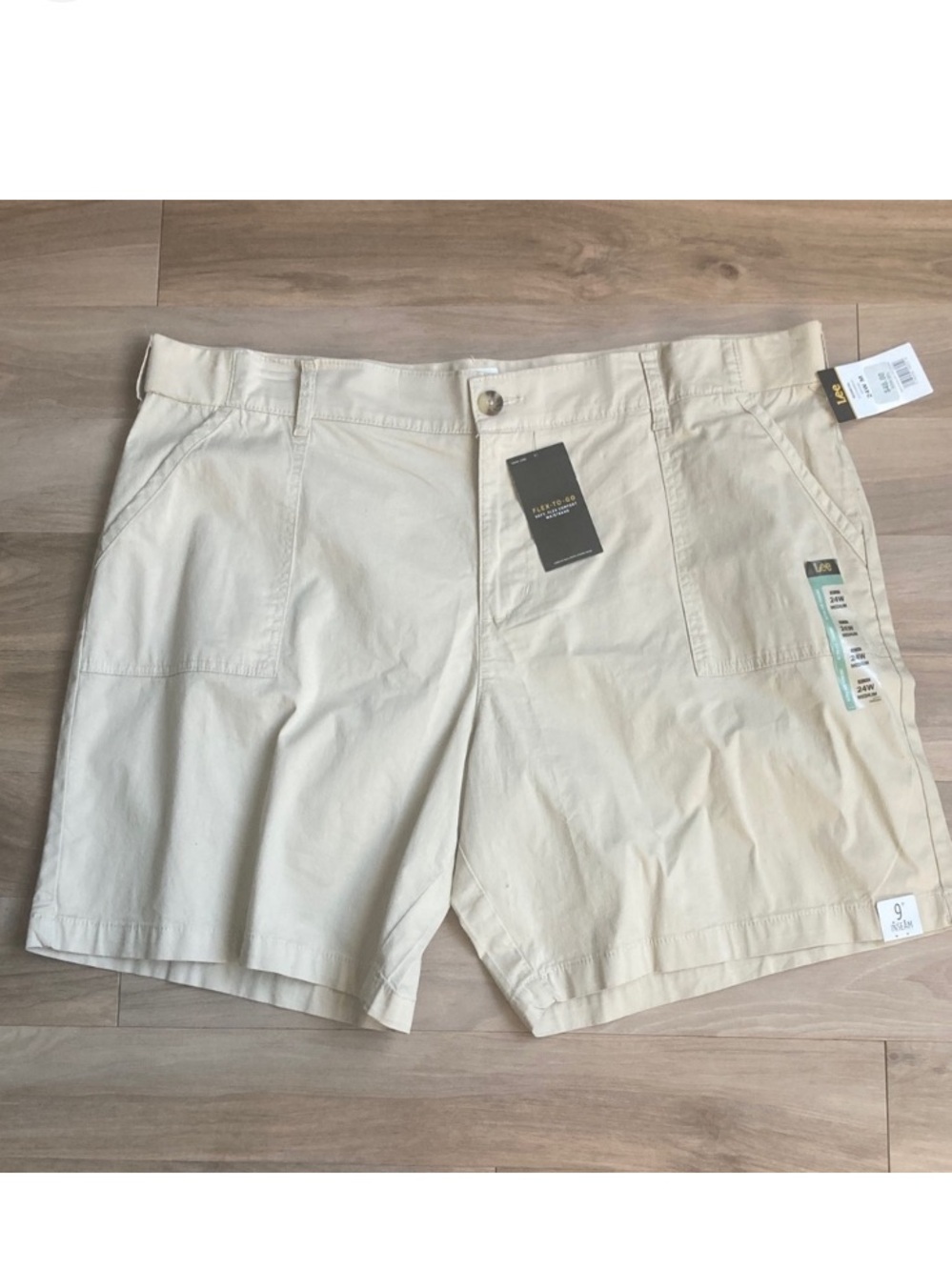 Lee Bermuda short mid rise soft, flex comfort waistband griege tan 24W